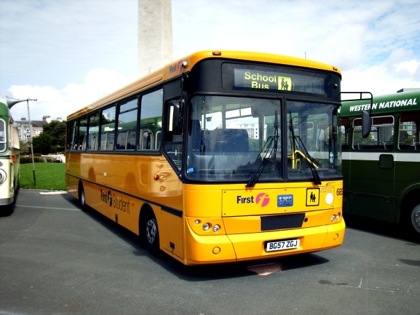 First_Student_UK_schoolbus.jpg